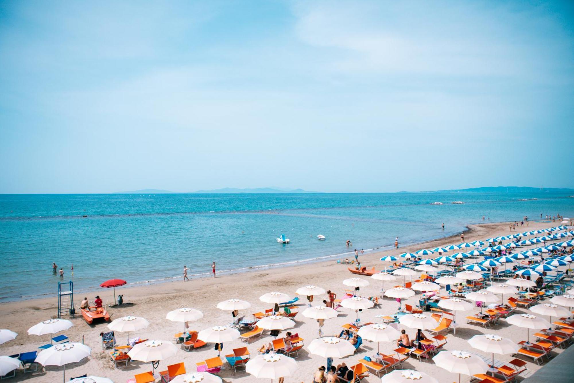 Hotel Parrini Фоллоніка Екстер'єр фото